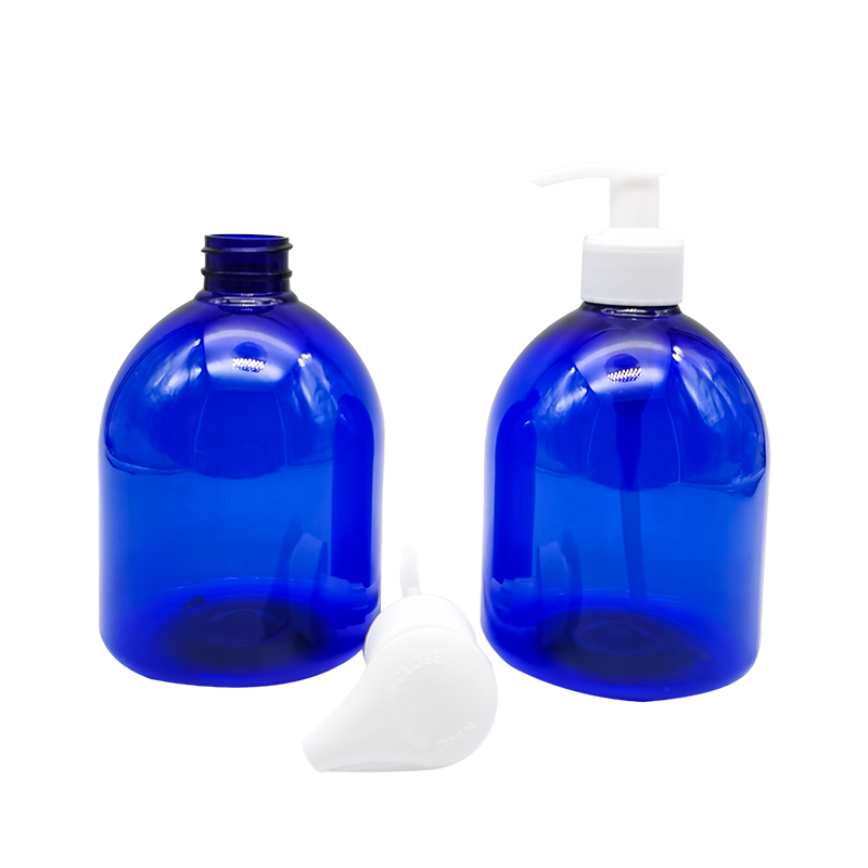 青い手指消毒剤ボトル